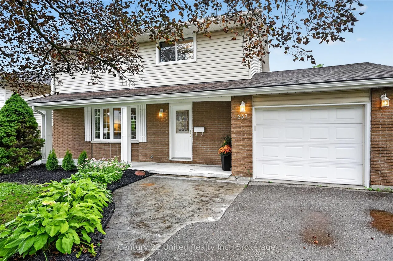 537 Montcalm Drive — photo 3