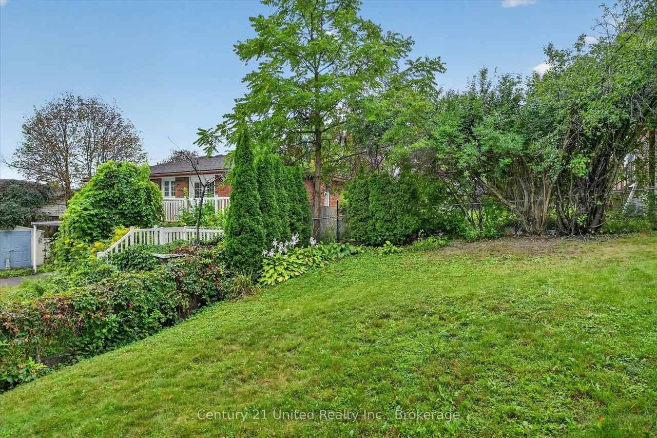 537 Montcalm Drive — photo 49