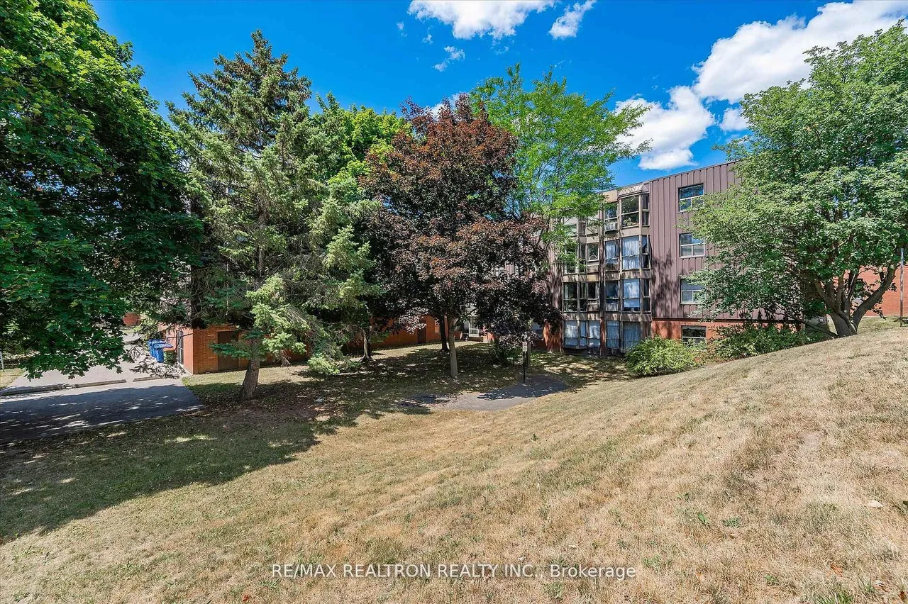 10 Ajax Street — photo 16