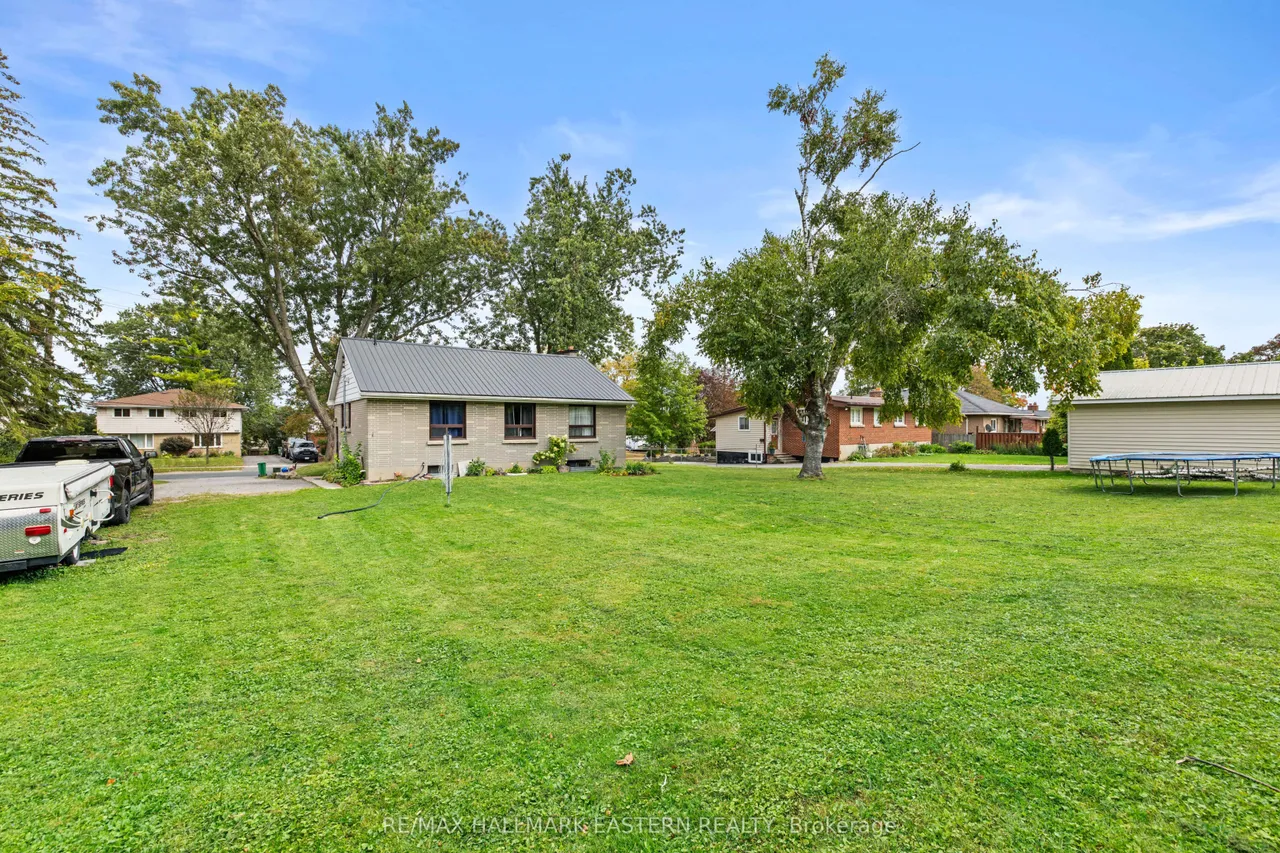 917 Webber Avenue — photo 31