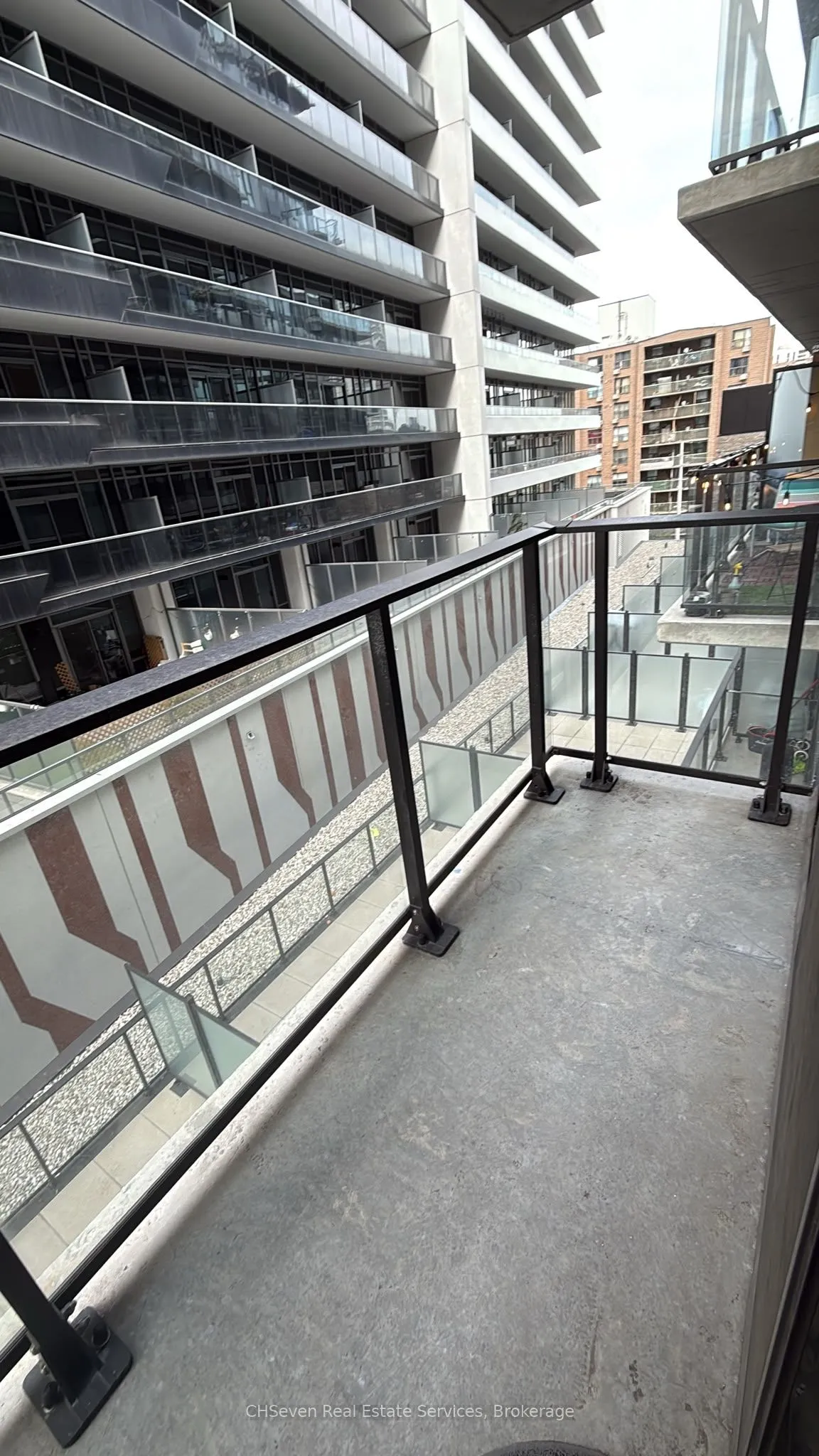 1 Jarvis Street — photo 10