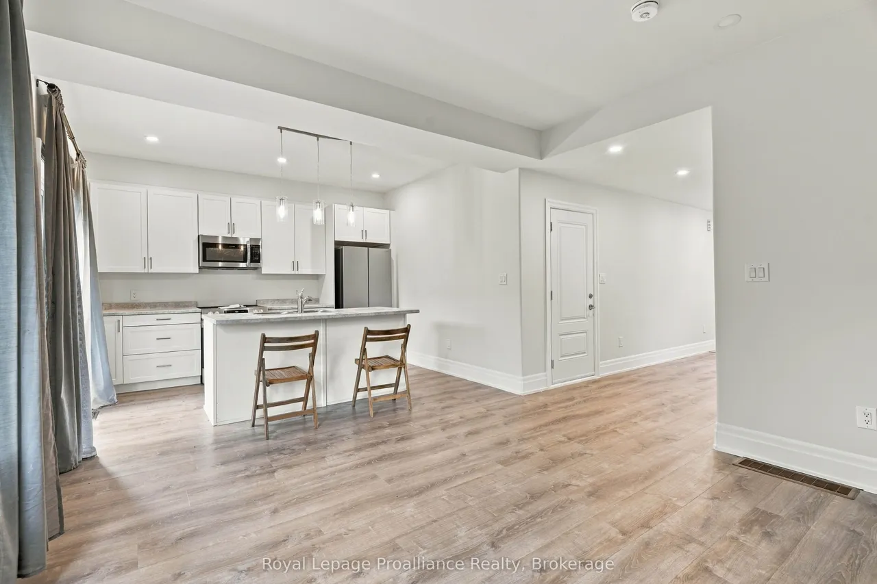 22 Campbell Crescent — photo 3