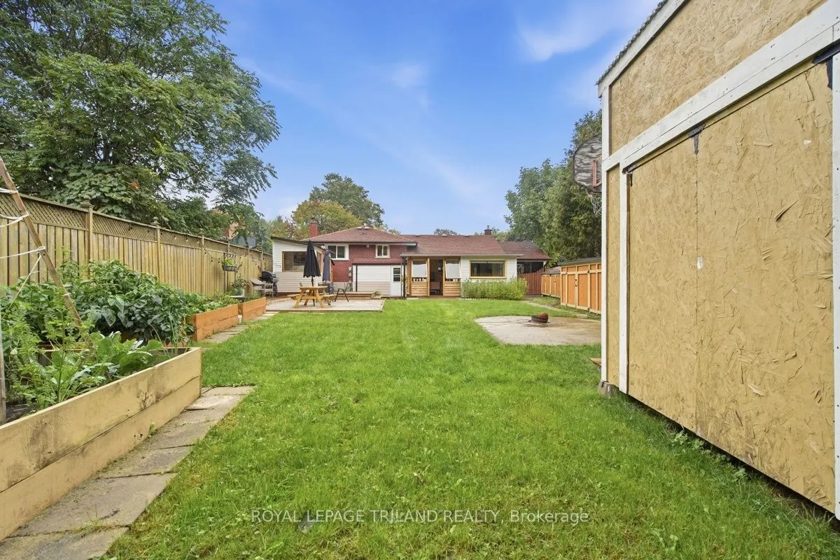 438 Magnolia Crescent — photo 49