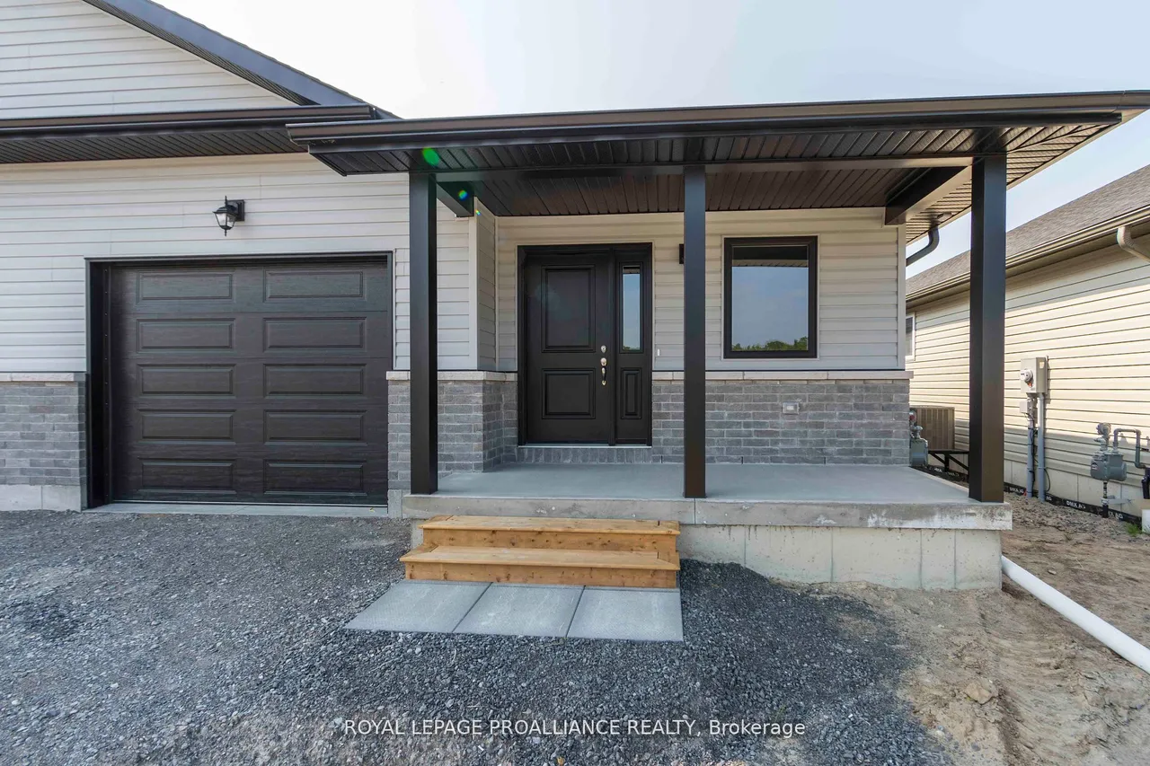 49 Mackenzie John Crescent — photo 2
