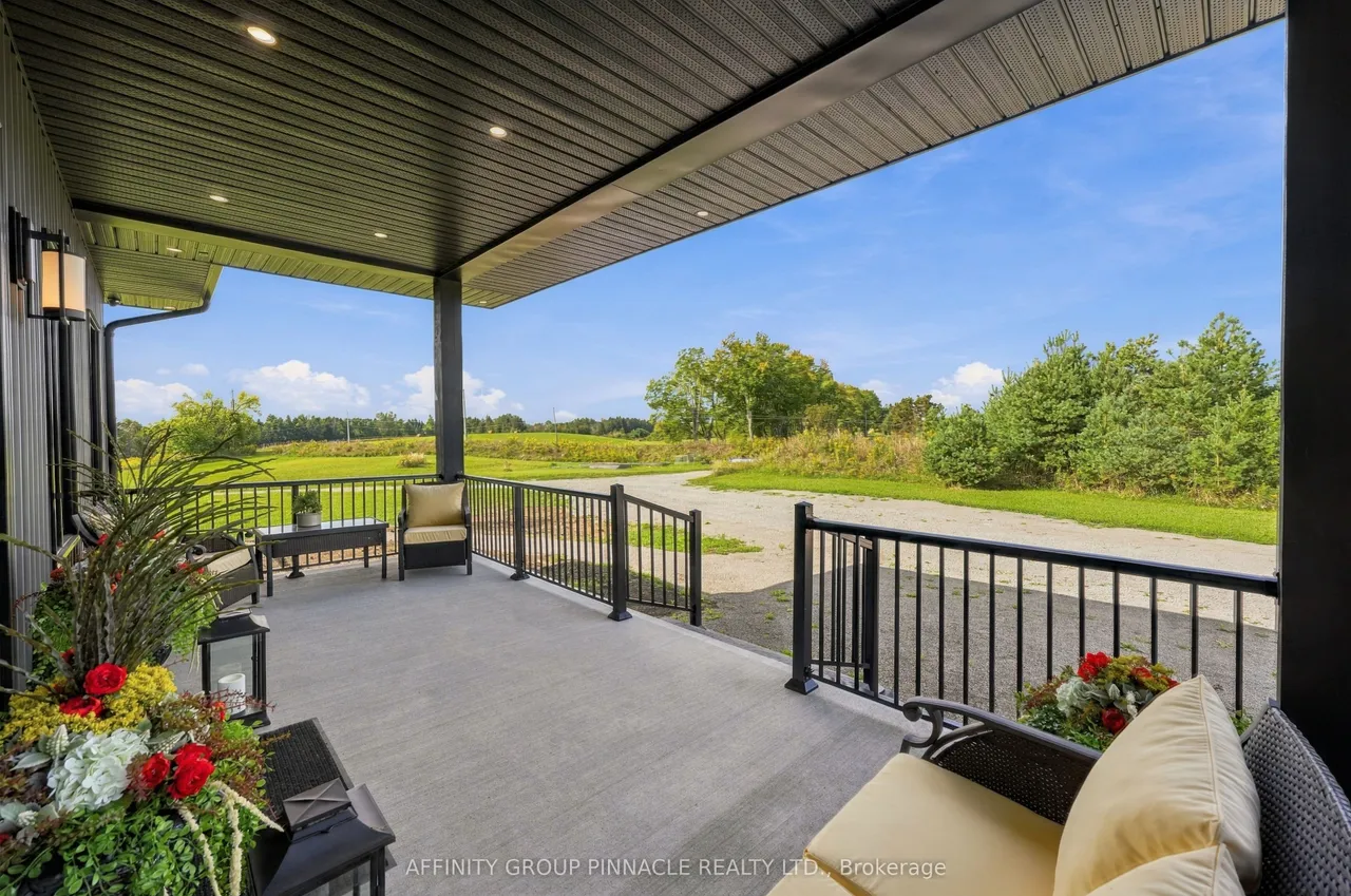 724 Elm Tree Road — photo 3