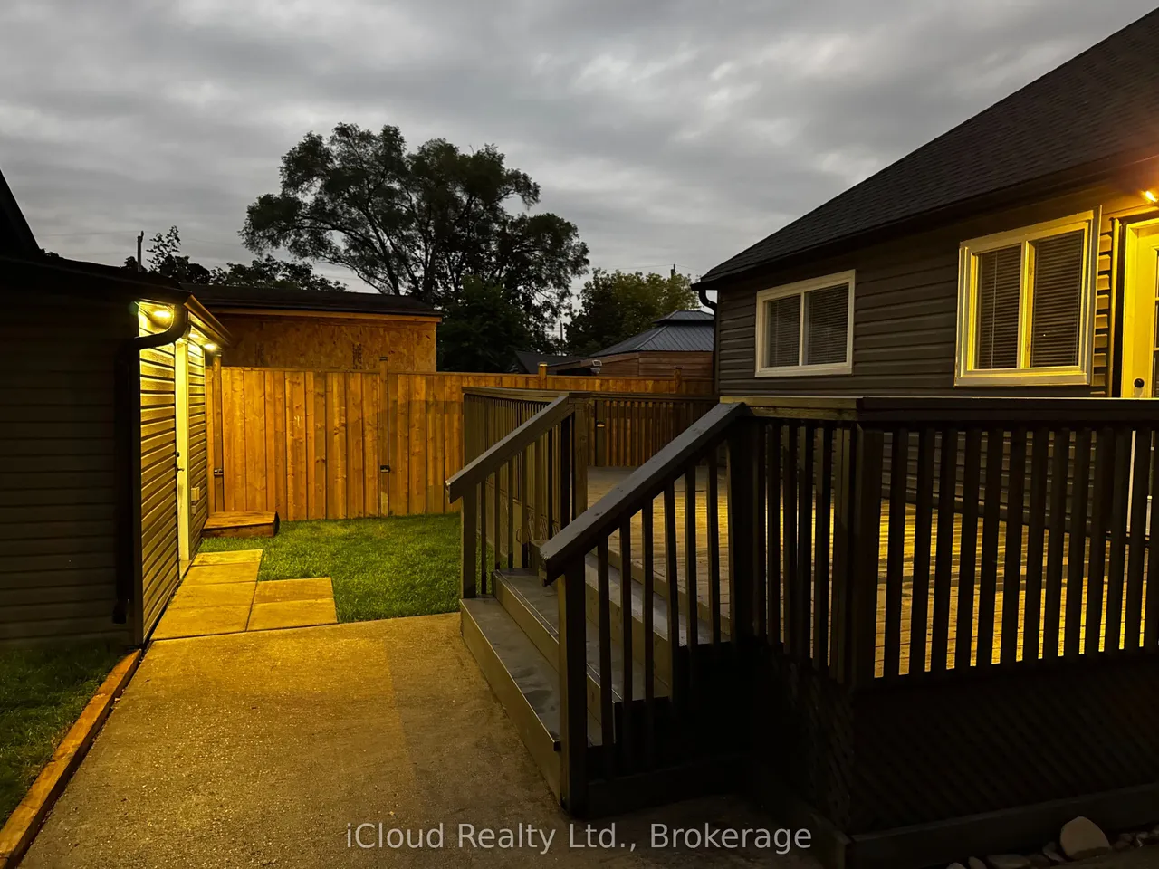 623 Knox Avenue — photo 47