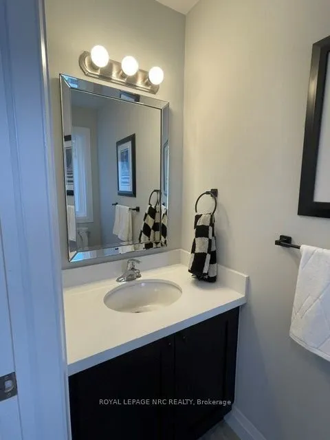 4839 Pettit Avenue — photo 3