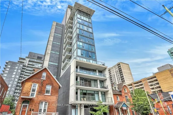 224 LYON Street