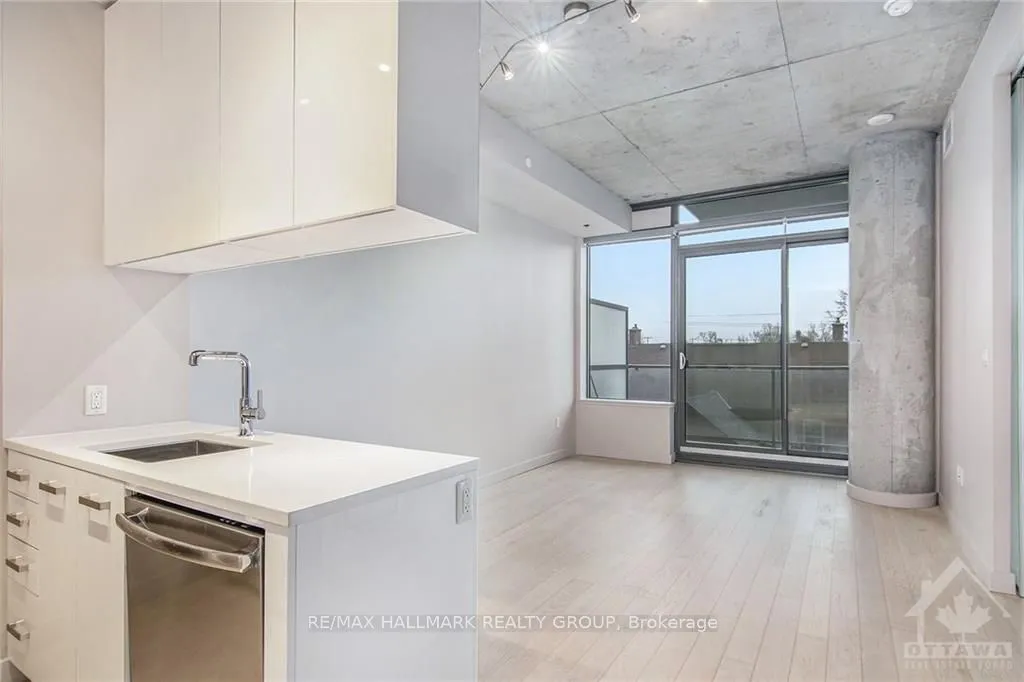 224 LYON Street — photo 2