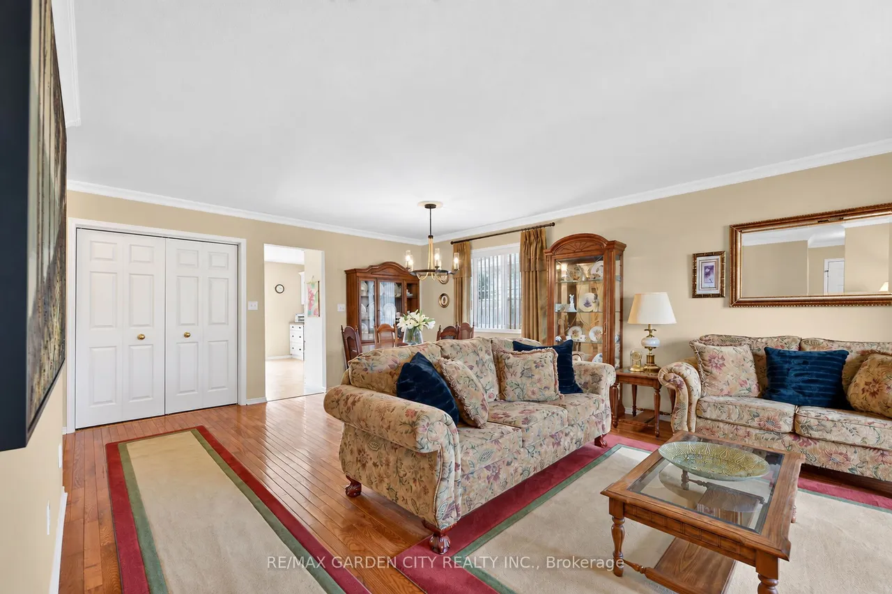5150 Meadowood Lane — photo 3