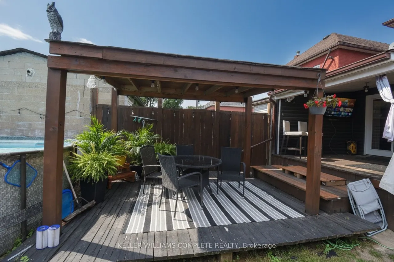 80 FRANCIS Street — photo 39