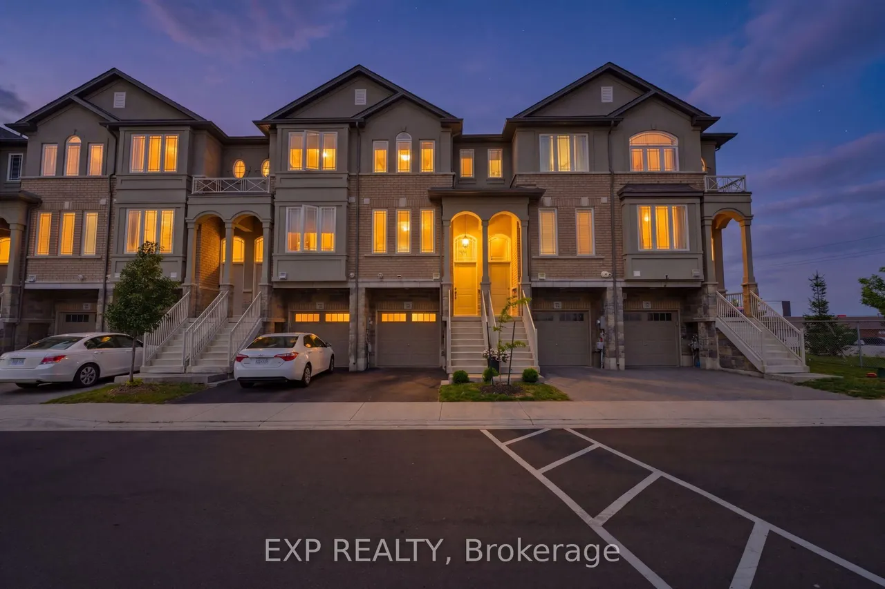 74 Laguna Village Crescent