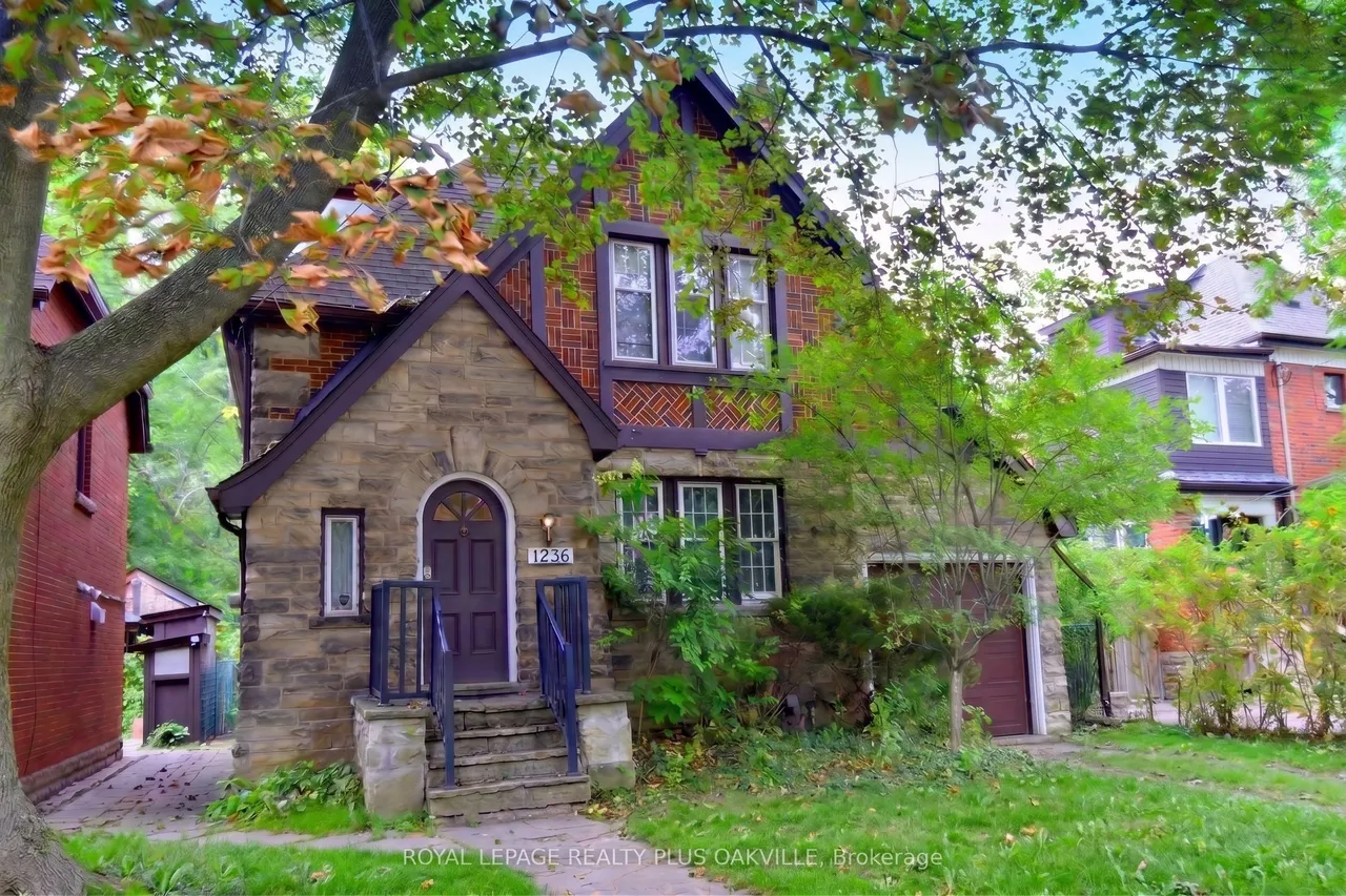 1236 King Street W