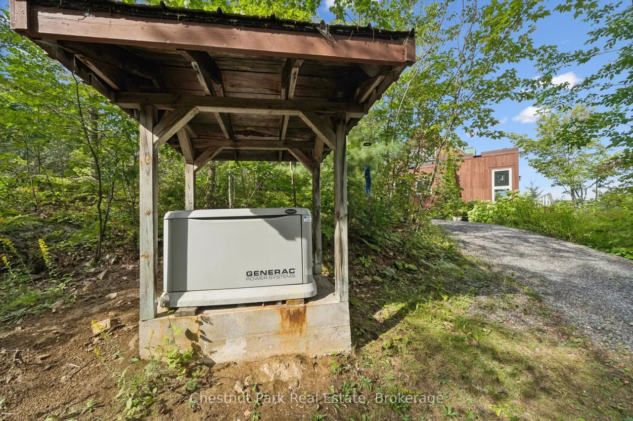 2215 Miriam Drive — photo 48