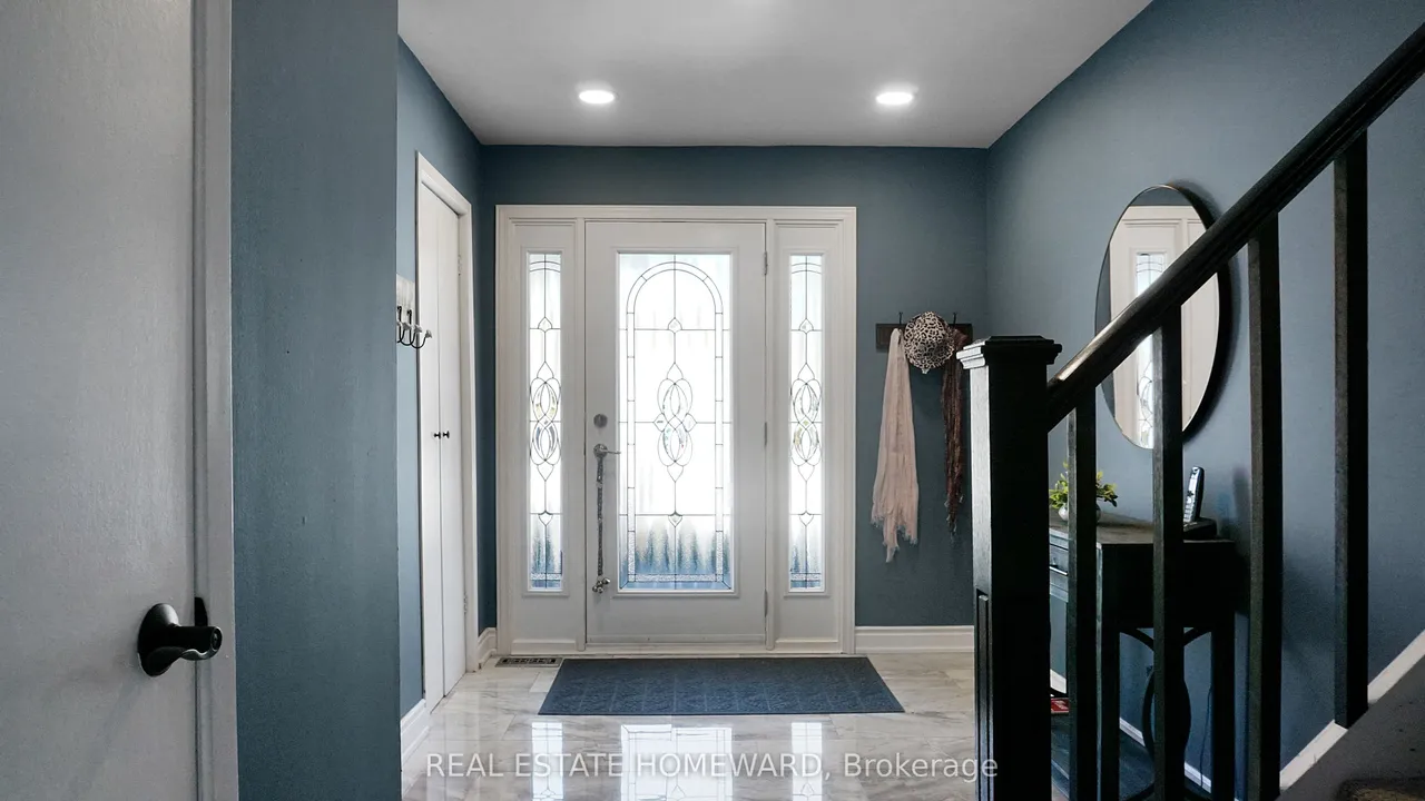 21 Glen Watford Road — photo 2