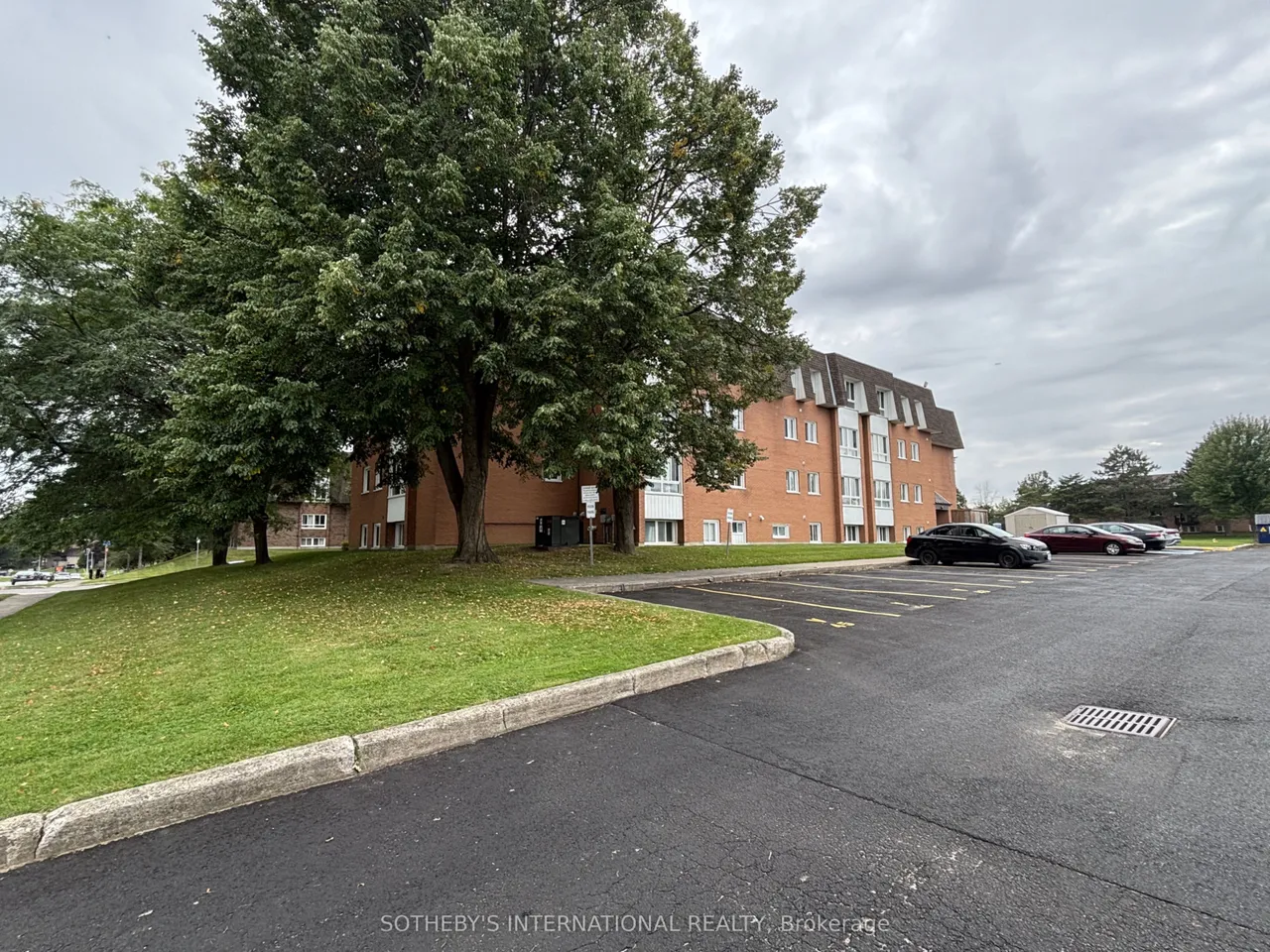 810 Kyle Court, Unit 205 — photo 13
