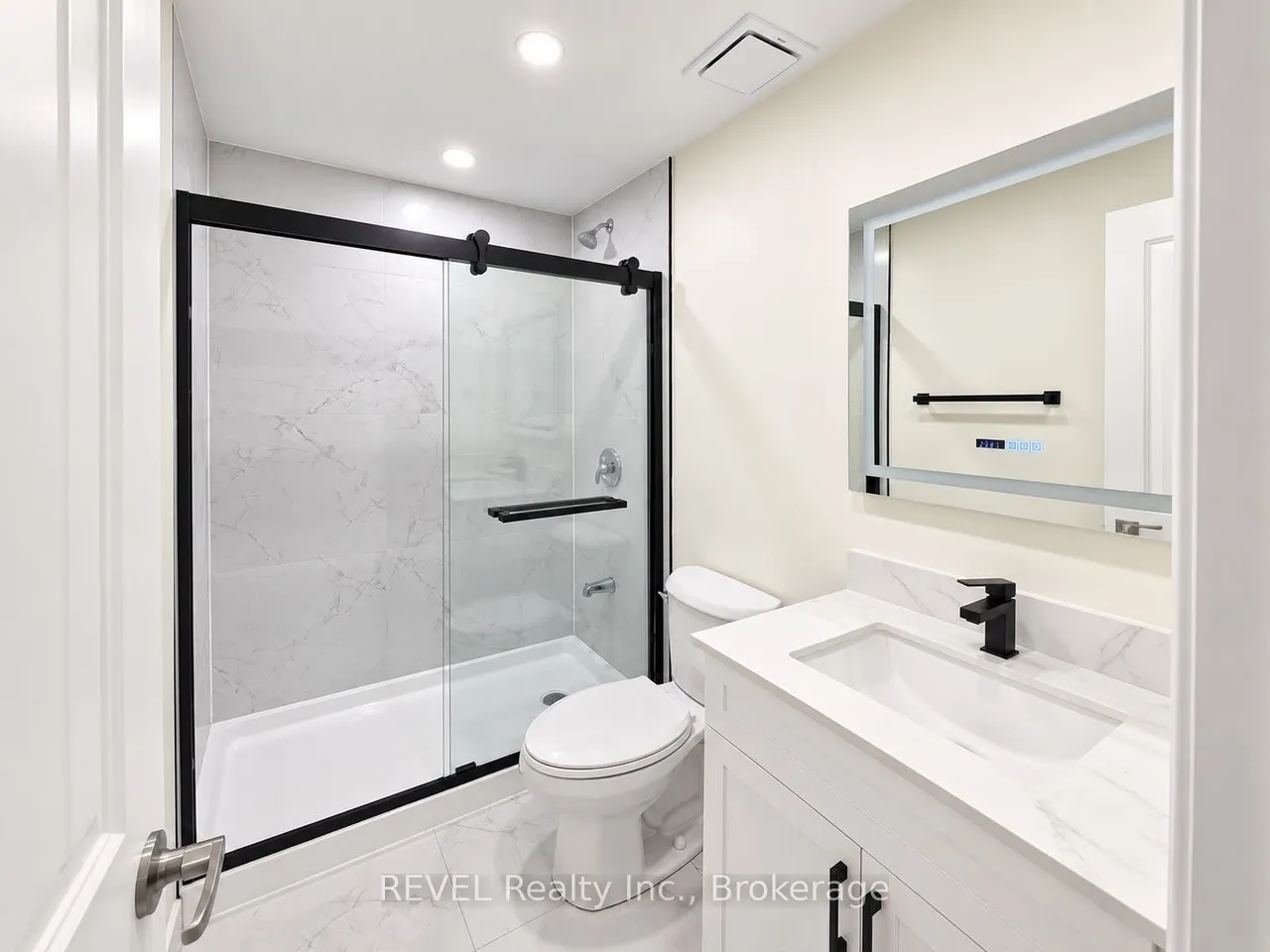15 IRONWOOD Court — photo 3