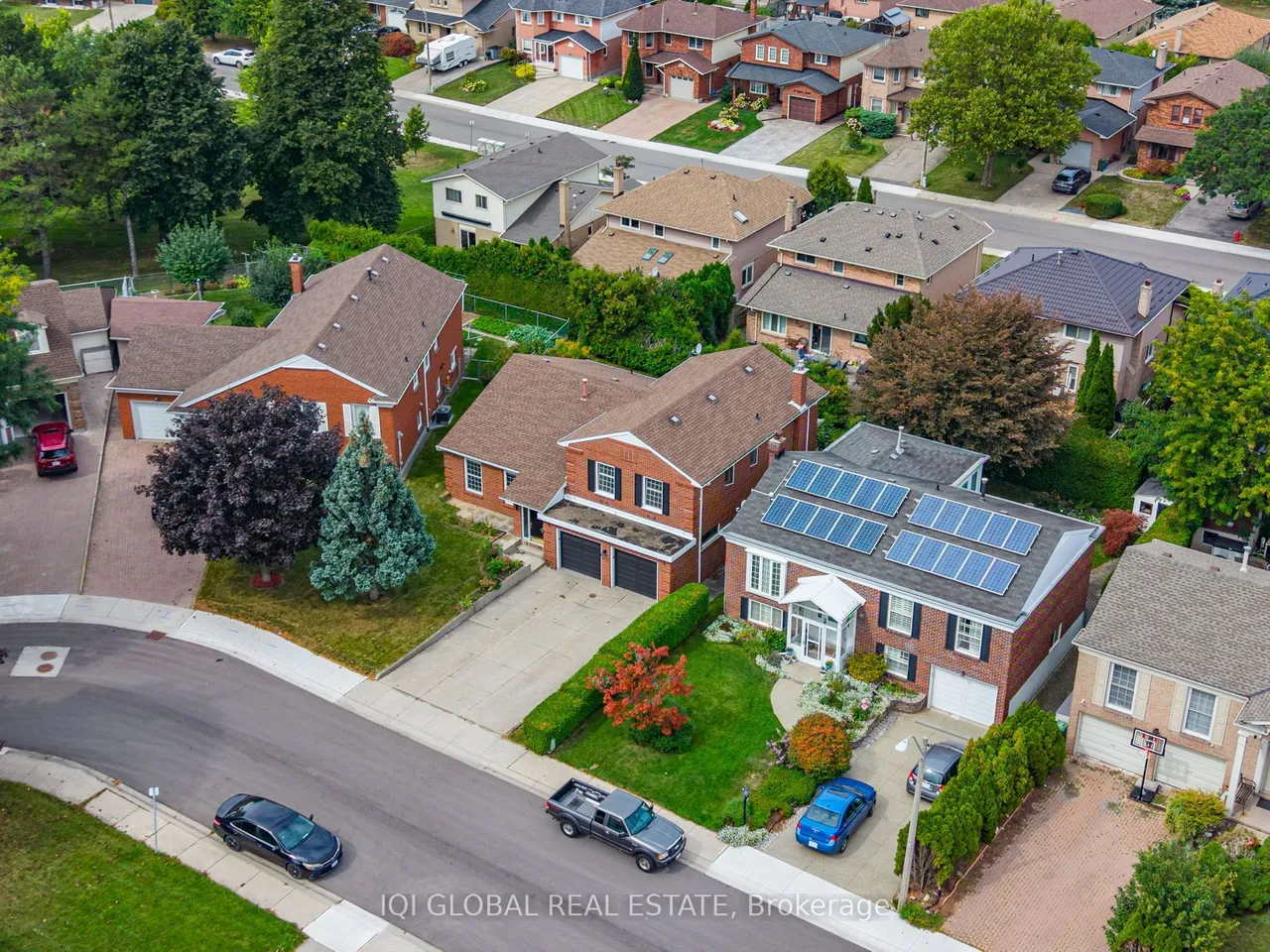 38 Leclaire Street — photo 2