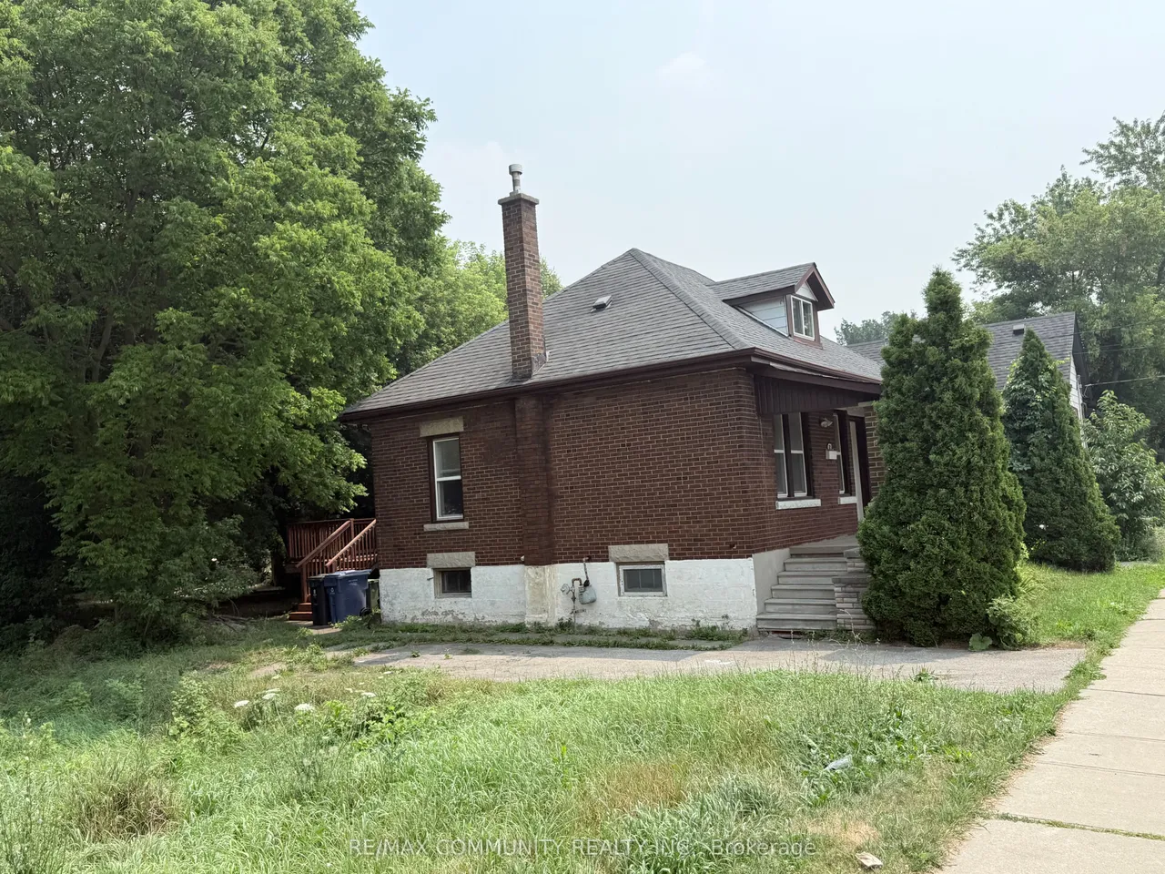70 Huron Street — photo 3