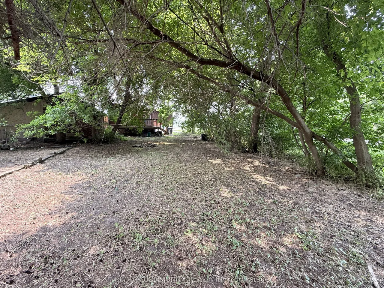70 Huron Street — photo 23