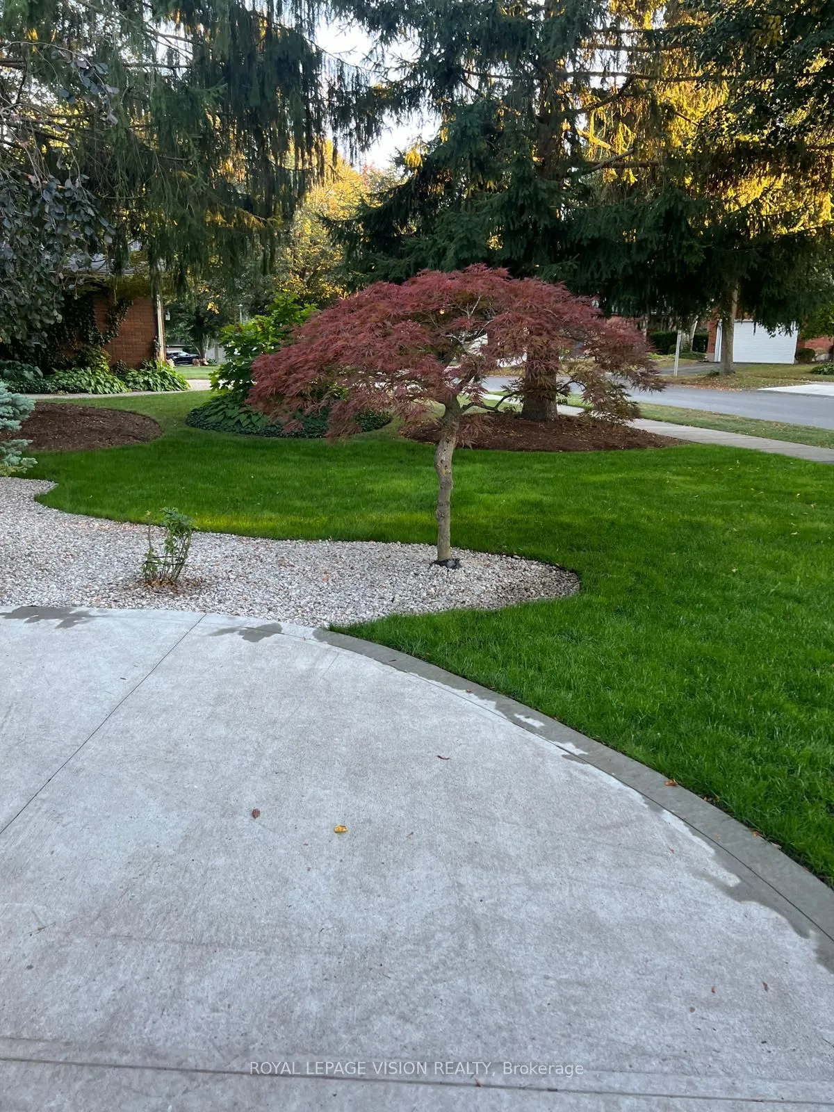 123 Chesham Avenue — photo 3
