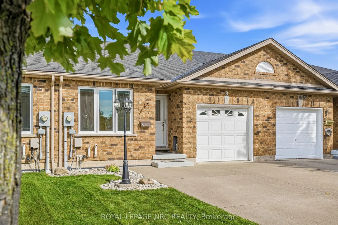 8 Bluegrass Crescent