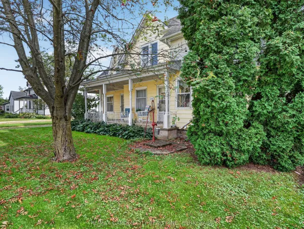 2760 Prince William Street — photo 2