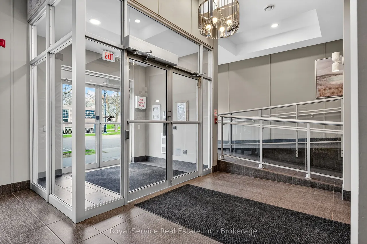 148 Third Street, Unit 206 — photo 3