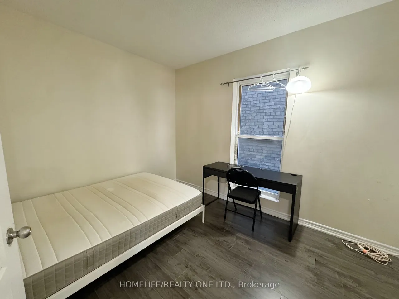 135 James Street S, Unit 314 — photo 3