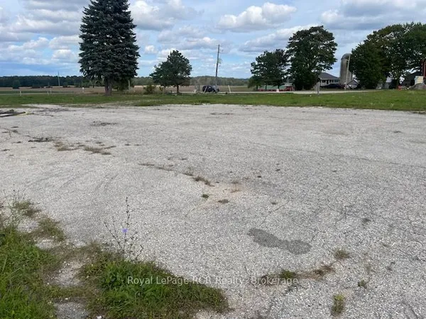 1621 Bruce Road 3 Road