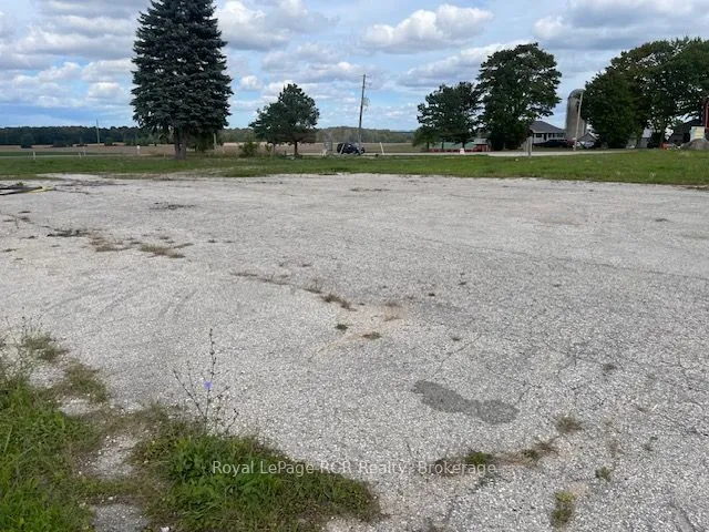 1621 Bruce Road 3 Road