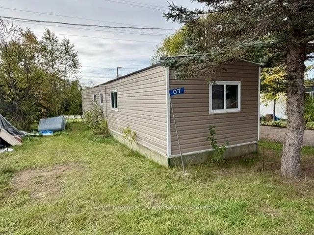 7 Sarawak Drive — photo 16