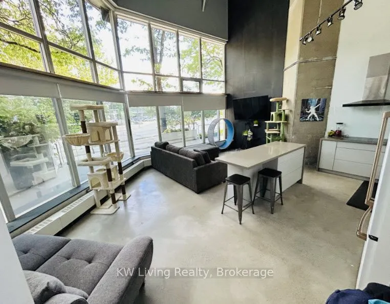 66 Bay Street S, Unit 105 — photo 3
