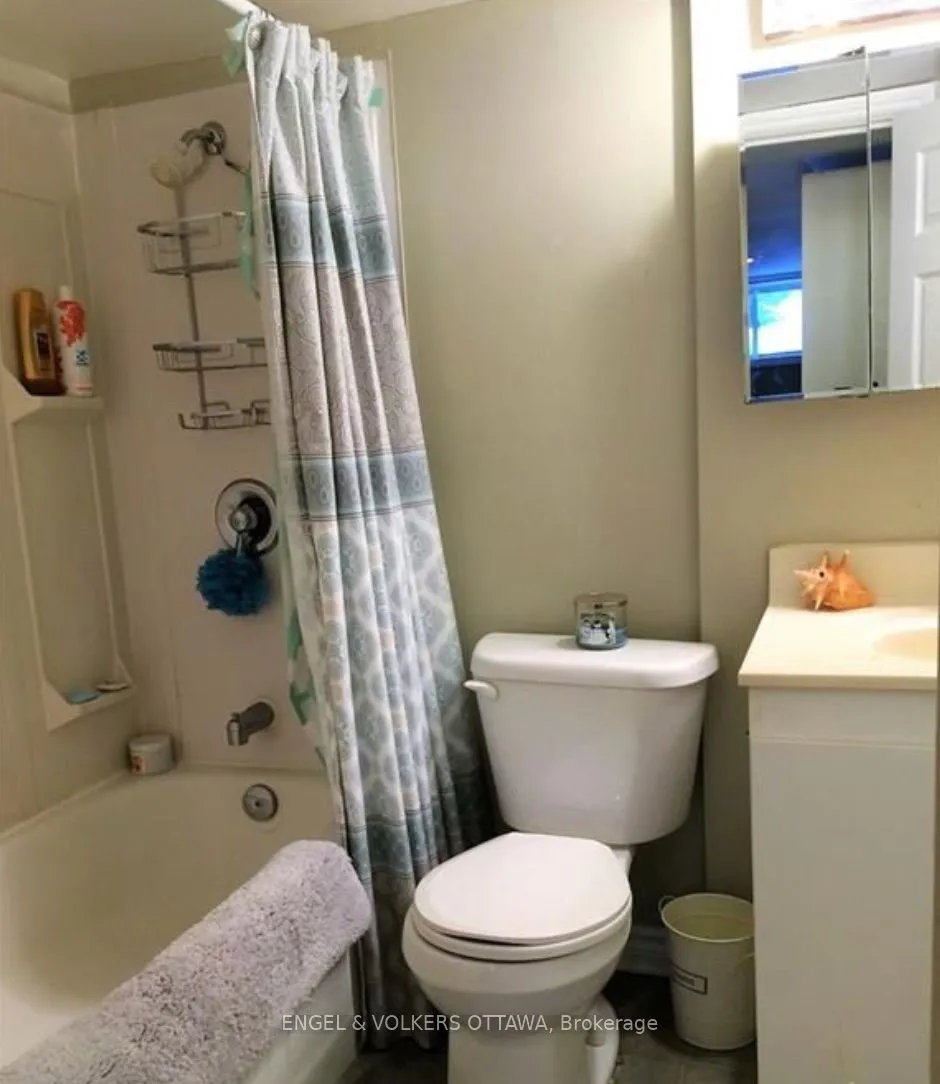 193 DESCHAMPS Avenue — photo 11
