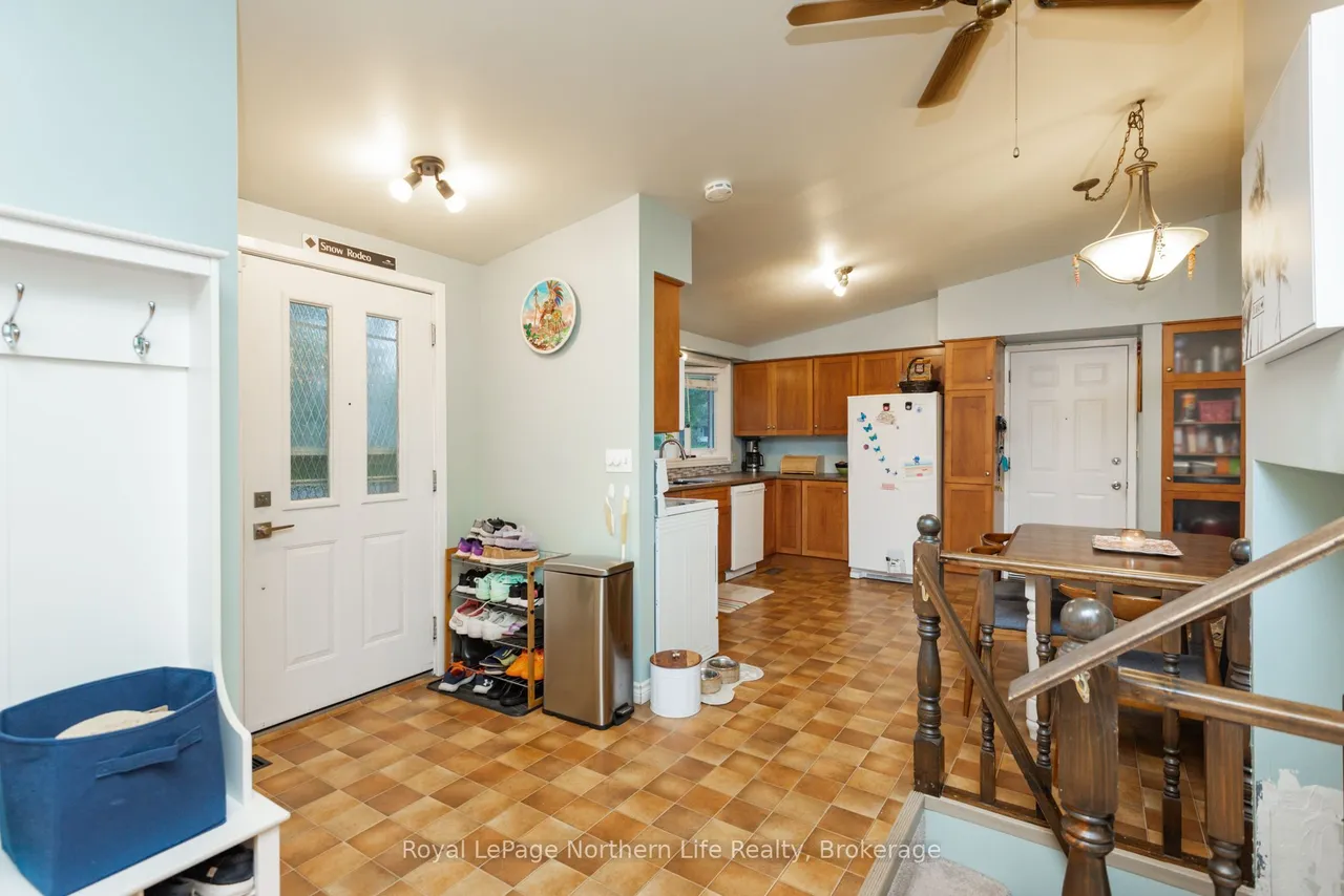 763 Eastwood Avenue — photo 3