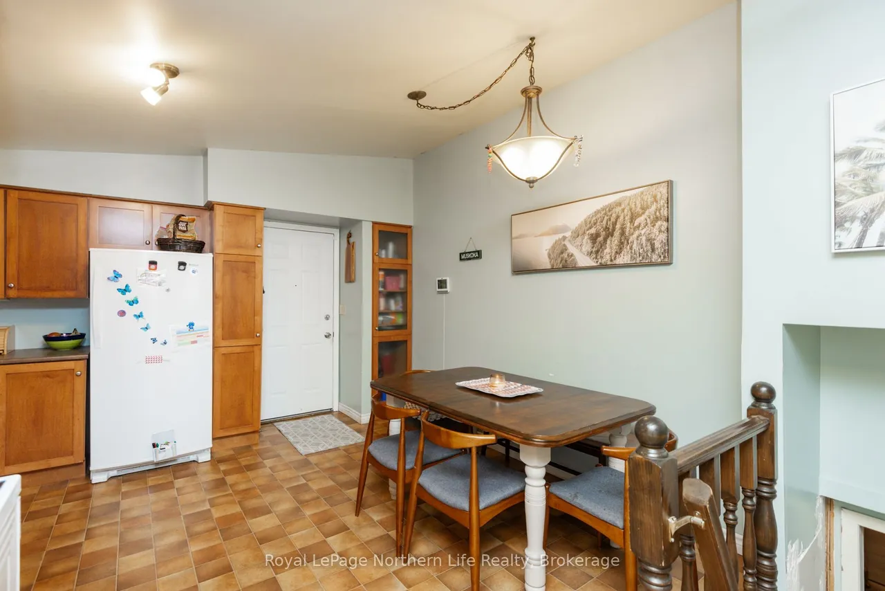 763 Eastwood Avenue — photo 2