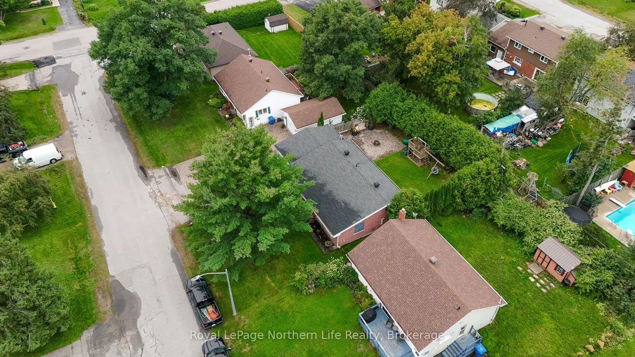763 Eastwood Avenue — photo 43