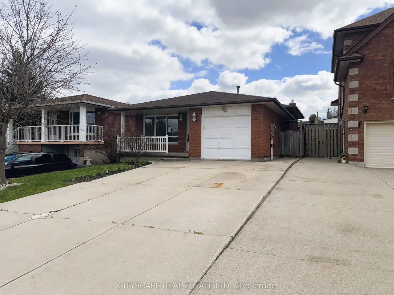 7 Quincy Court — photo 3