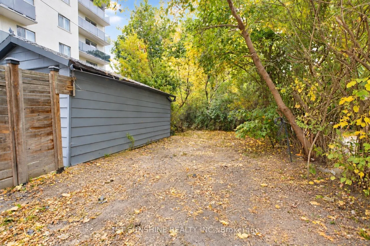 230 Duke Street — photo 20