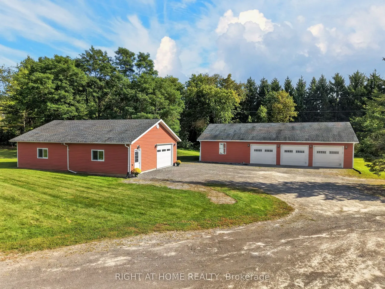 156 COOPER Road — photo 3