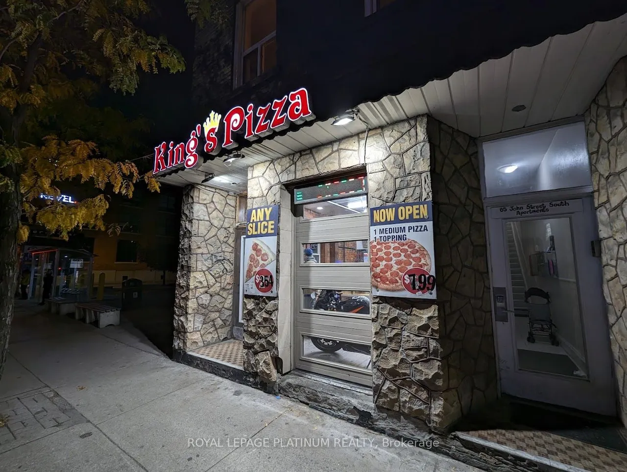 87 John Street S