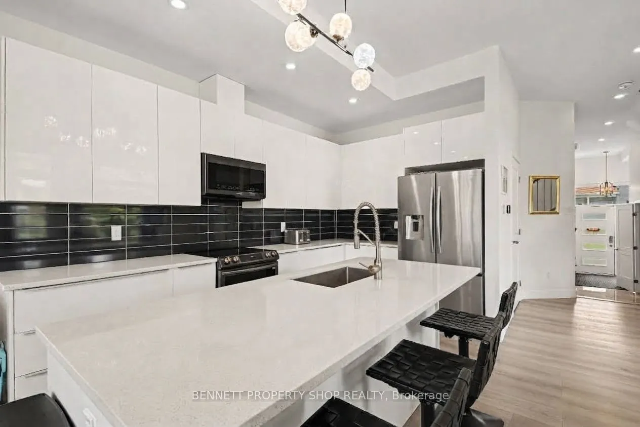 133 Duford Street — photo 3