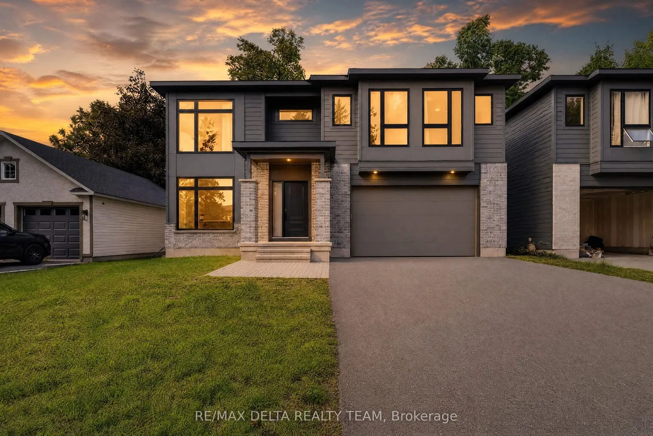 45 ST CLAIRE Avenue — photo 2