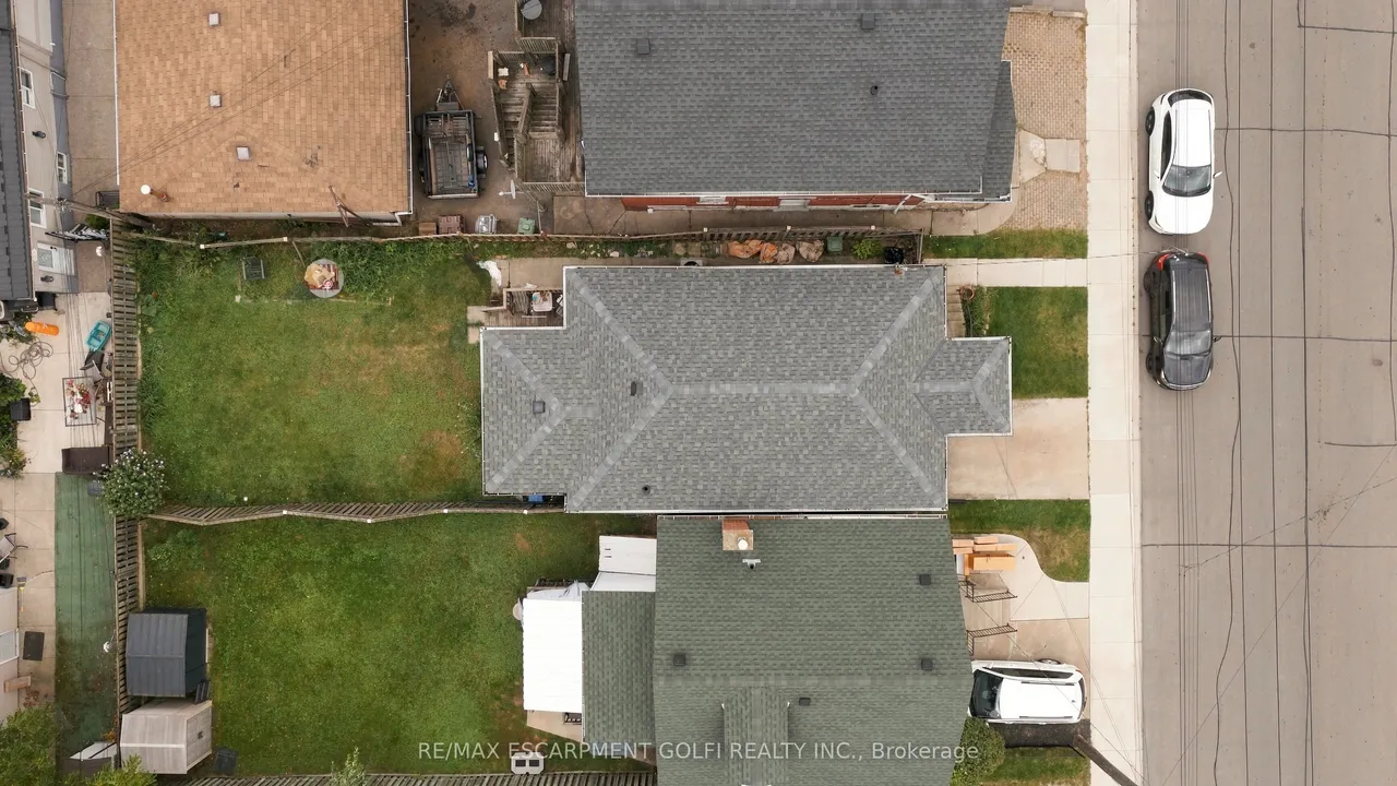 524 Roxborough Avenue — photo 22