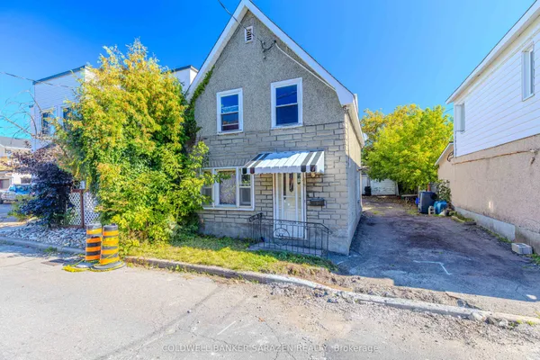 215 Desrosiers Street — photo 2