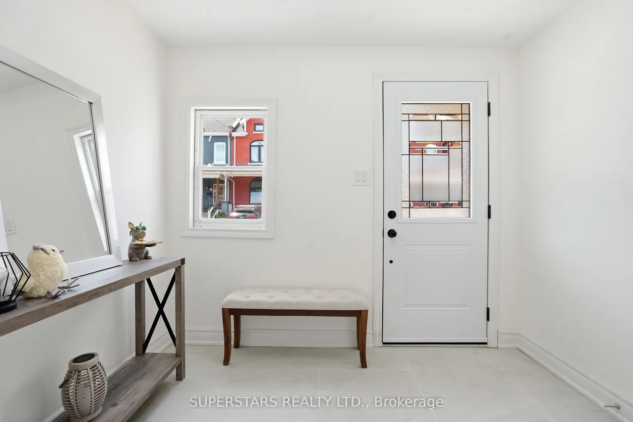 68 Magill Street — photo 2