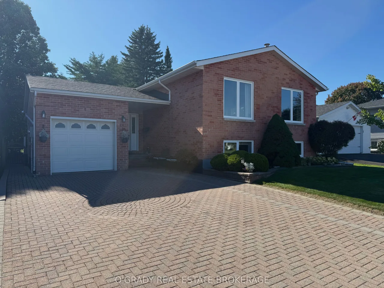 1442 Windsor Drive — photo 3