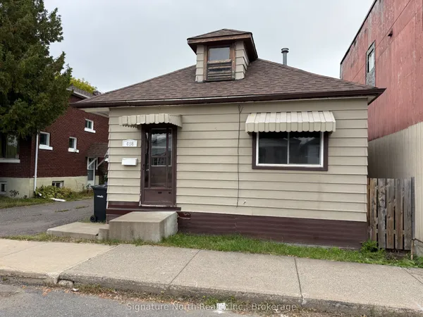 618 Mctavish Street — photo 2