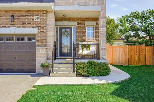 58 Starling Drive — photo 2