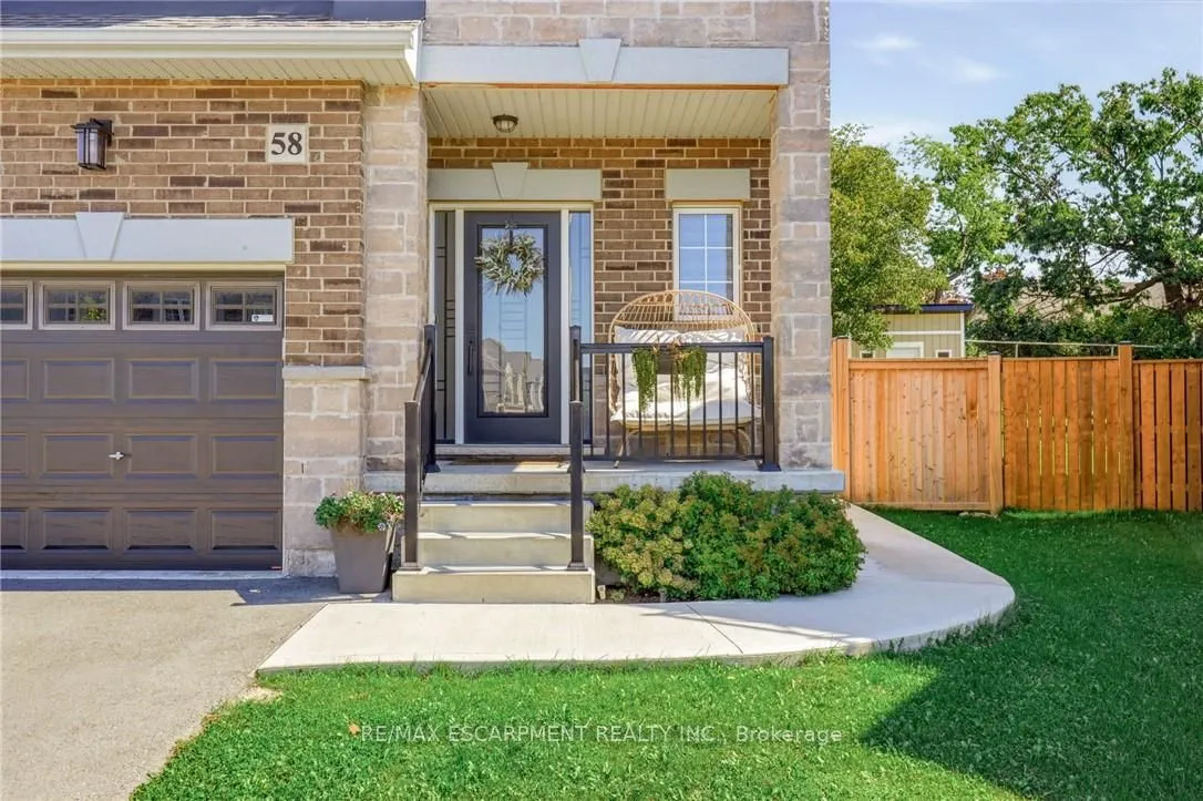 58 Starling Drive — photo 2
